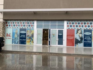Temporary Window Graphics For Old Navy. This is part of SignKore's Window/Vinyl Lettering collection, featuring window lettering, vinyl lettering, window graphics, storefront window signs, glass decals.