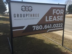 For Lease Road Sign This image shows for lease road sign.