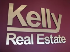 Instal_Metallam_Kellyrealestate This image shows instal_metallam_kellyrealestate.